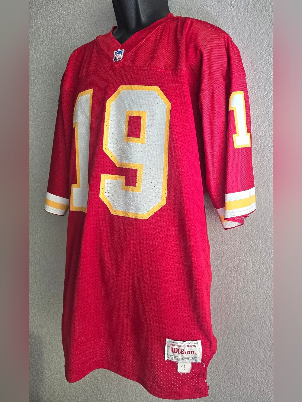 1990s Vintage WILSON PRO LINE Kansas City Chiefs Joe Montana Jersey #19 Size XL